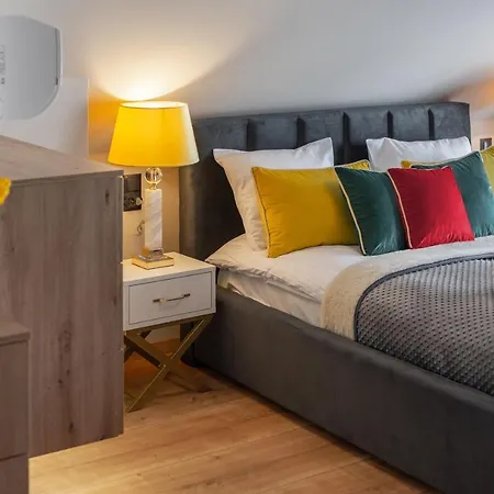 Strazyska & Bbq 자코파네